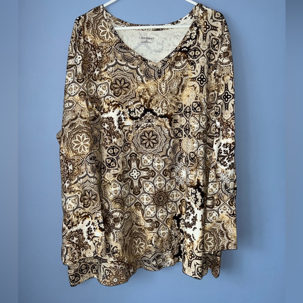 Catherines Printed V Neck Soft Knit Top Long Sleeve 22/24w Brown Tan